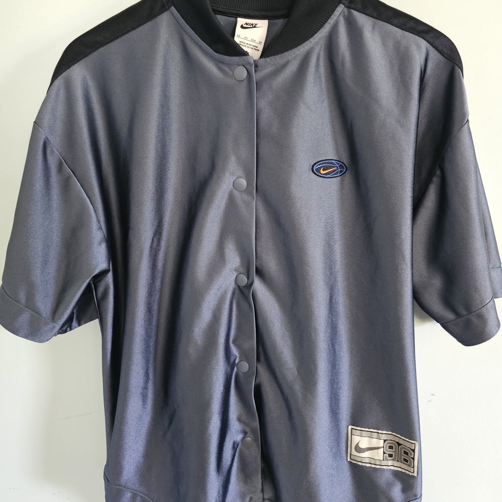 Nike Circa Sweatsuit 96 Button-Up Shirt‎ Size XS